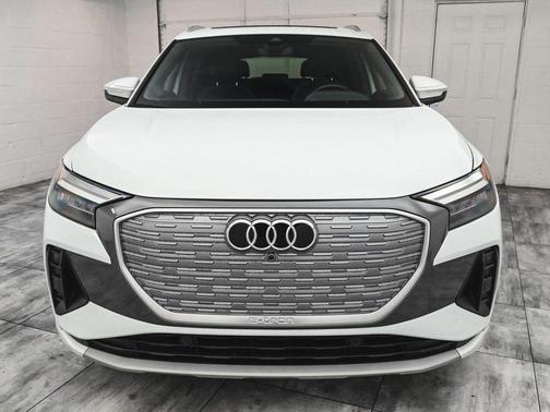 2023 Audi Q4 e-tron 40 Premium Plus