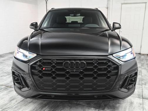 2025 Audi SQ5 3.0T Premium Plus