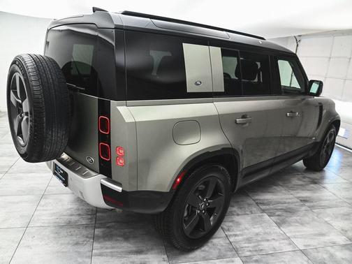 2020 Land Rover Defender 110 HSE