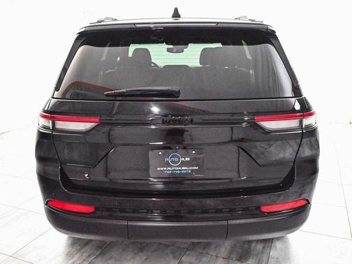 2022 Jeep Grand Cherokee Altitude