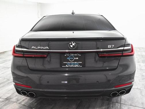 2022 BMW ALPINA B7 xDrive