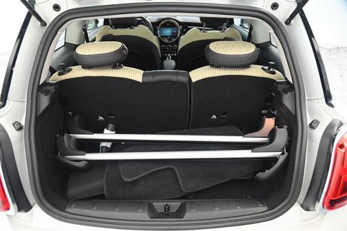 2022 MINI SE Hardtop Cooper