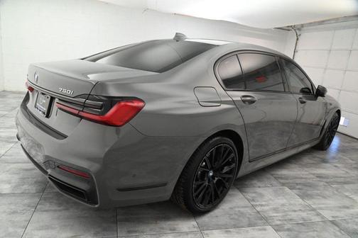 2022 BMW 750 i xDrive
