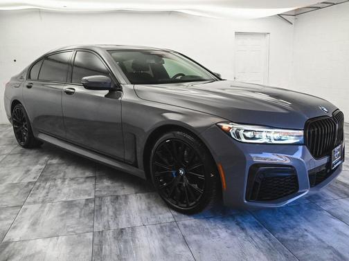 2022 BMW 750 i xDrive