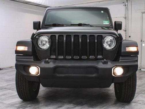 2018 Jeep Wrangler Sport