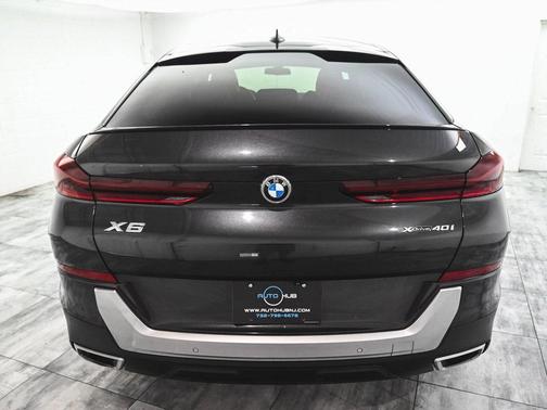 2022 BMW X6 xDrive40i
