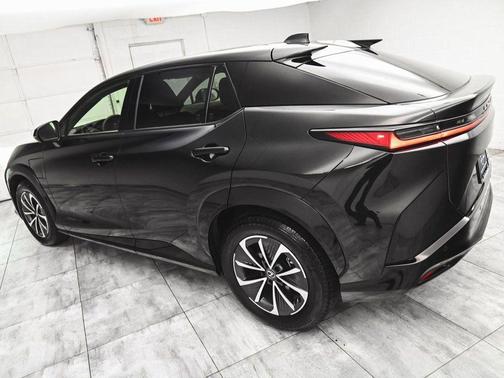 2024 Lexus RZ 450e Premium