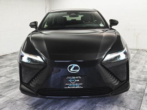 2024 Lexus RZ 450e Premium