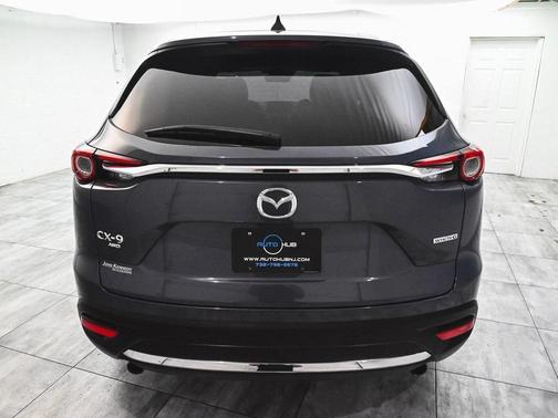 2023 Mazda CX-9 Carbon Edition