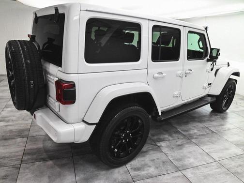 2021 Jeep Wrangler Unlimited Sahara Altitude
