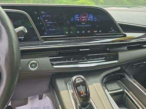 2022 Cadillac Escalade Sport