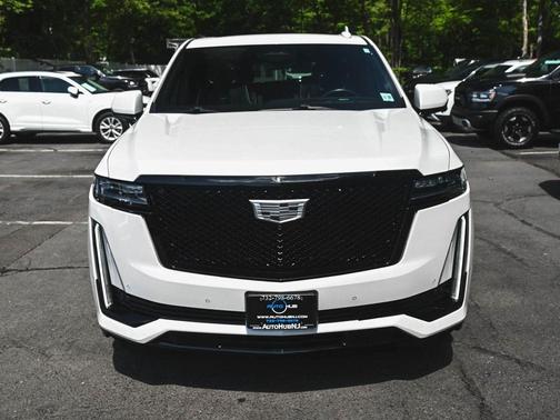 2022 Cadillac Escalade Sport