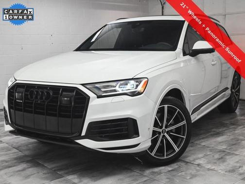 2023 Audi Q7 55 Premium Plus