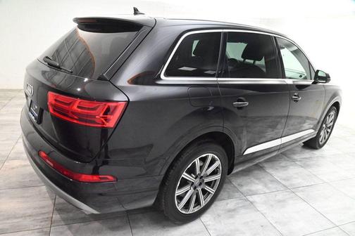 2019 Audi Q7 45 Premium