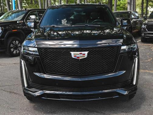 2022 Cadillac Escalade ESV Sport