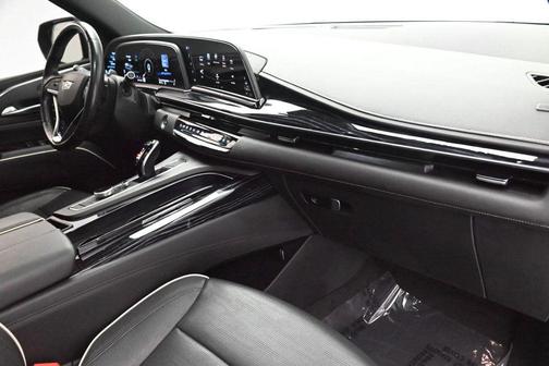 2022 Cadillac Escalade ESV Sport