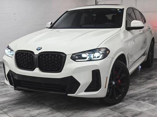 2023 BMW X4 xDrive30i