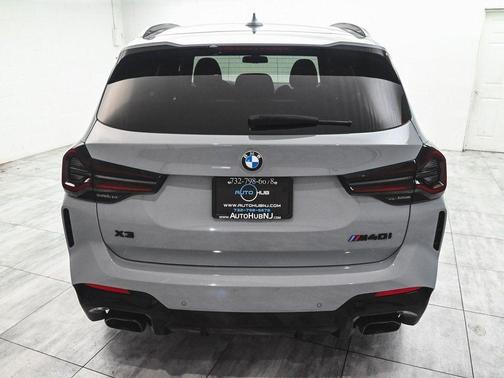 2024 BMW X3 M40i