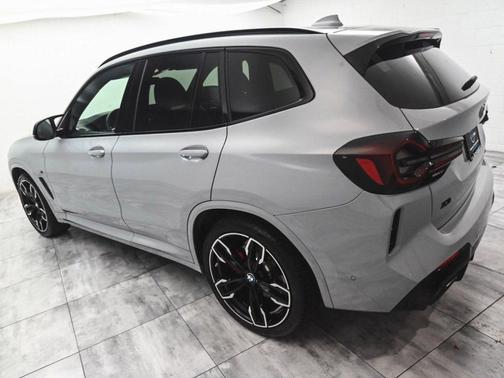 2024 BMW X3 M40i