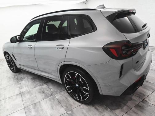 2024 BMW X3 M40i