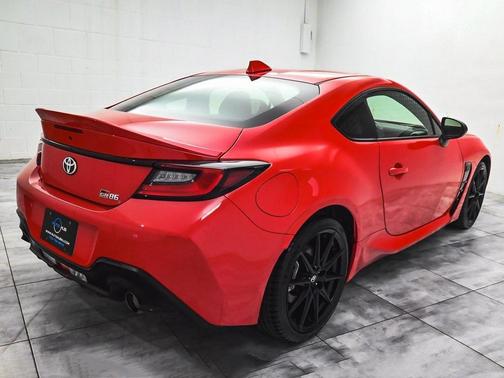 2024 Toyota GR86 Premium