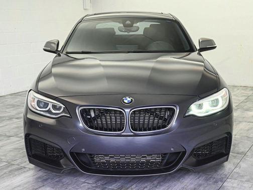 2016 BMW M235 i