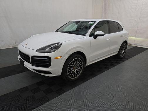 2022 Porsche Cayenne Platinum Edition