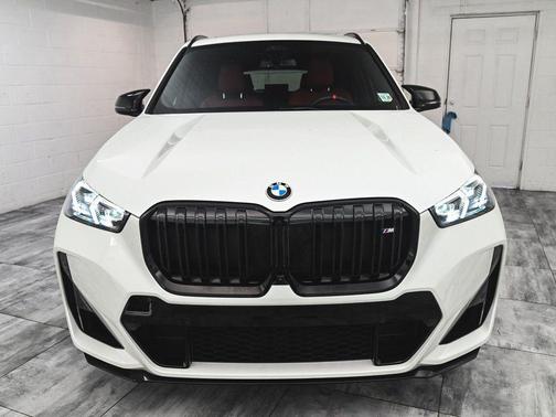 2025 BMW X1 M35i