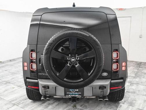 2023 Land Rover Defender 90 Carpathian Edition