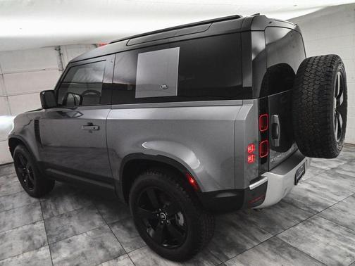 2023 Land Rover Defender 90 S