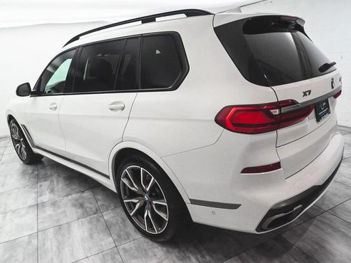 2020 BMW X7 M50i
