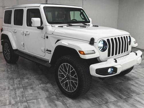 2021 Jeep Wrangler Unlimited Sahara Altitude