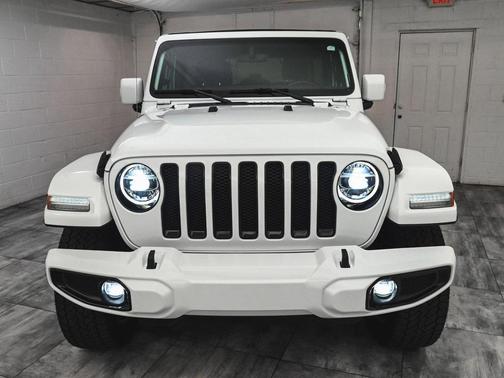 2021 Jeep Wrangler Unlimited Sahara Altitude