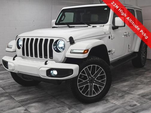 2021 Jeep Wrangler Unlimited Sahara Altitude