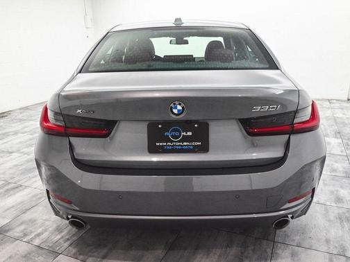 2023 BMW 330 i xDrive