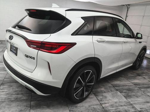 2024 INFINITI QX50 SPORT