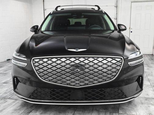 2024 Genesis Electrified GV70 Advanced