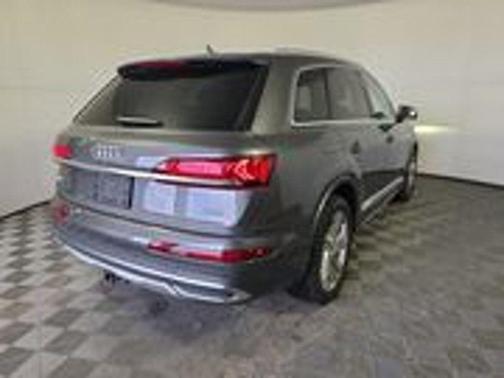 2021 Audi Q7 55 Premium Plus