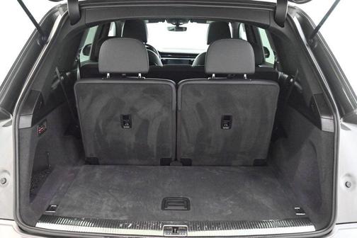 2021 Audi Q7 55 Premium Plus