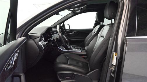 2021 Audi Q7 55 Premium Plus