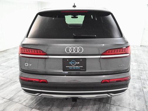 2021 Audi Q7 55 Premium Plus