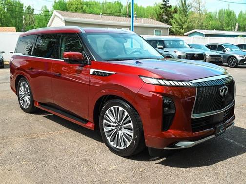 2025 INFINITI QX80 SENSORY