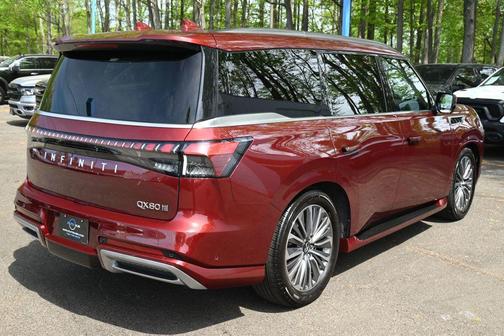 2025 INFINITI QX80 SENSORY
