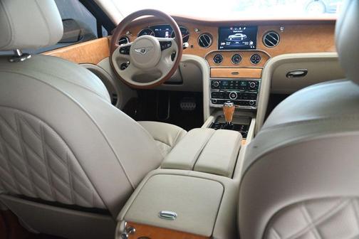 2017 Bentley Mulsanne Base