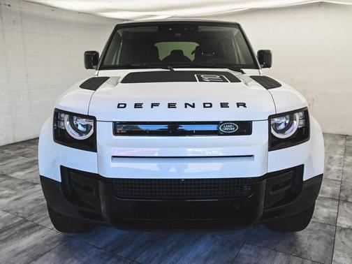 2023 Land Rover Defender 110 S