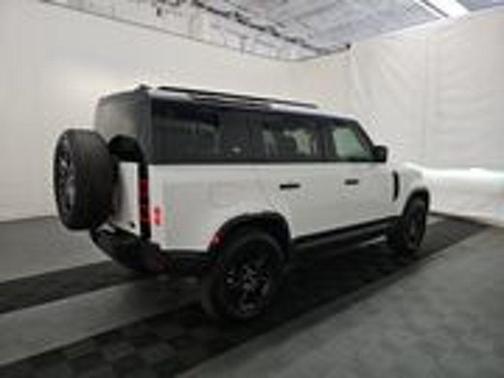 2023 Land Rover Defender 110 S
