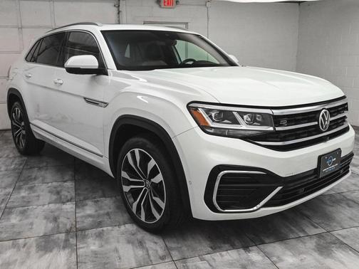 2022 Volkswagen Atlas Cross Sport 3.6L V6 SEL Premium R-Line