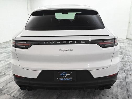 2022 Porsche Cayenne AWD
