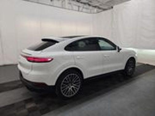 2022 Porsche Cayenne AWD