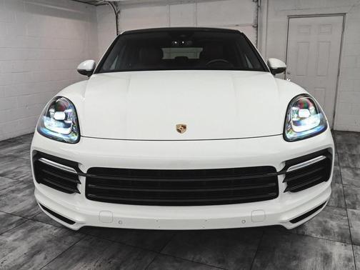 2022 Porsche Cayenne AWD